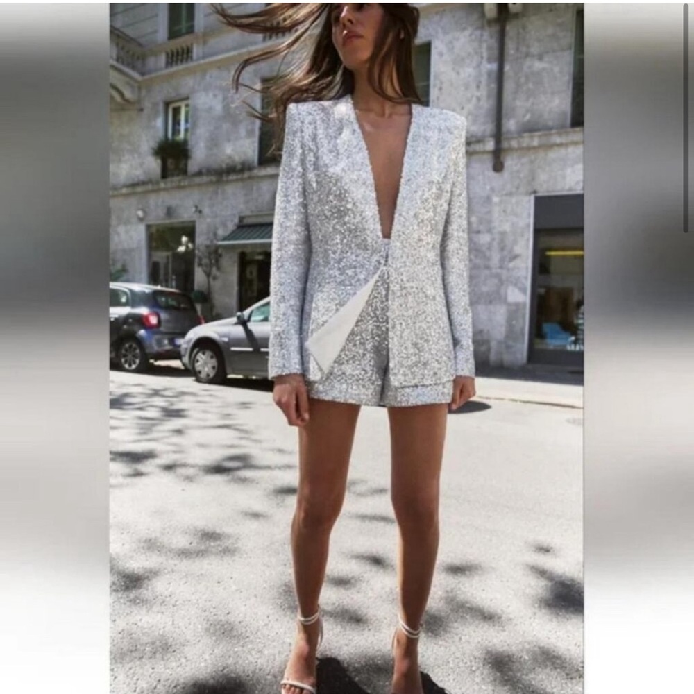 ❤️❤️❤️ ZARA’s  SEQUIN HIGH WAISTED SHORTS COLLECTION ❤️❤️❤️ - Picture 4 of 5